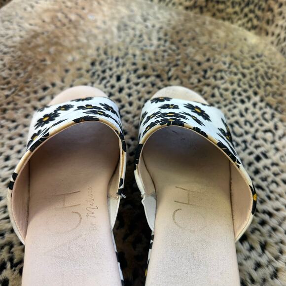 Anthropologie Matisse Beach Terry Floral Platform Heel Sandals White Size 8 - Picture 8 of 10